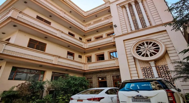 Люкс HOTEL HAIFA