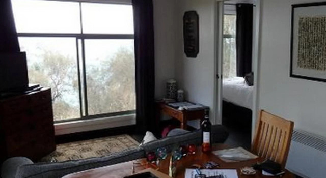 Hamptons on the Bay, Buchen Sie Hotel Rocky Hills Australien