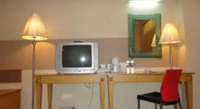 Hotel Formosa, Book Hotel Hotels in Sulawesi with Parking, Parking