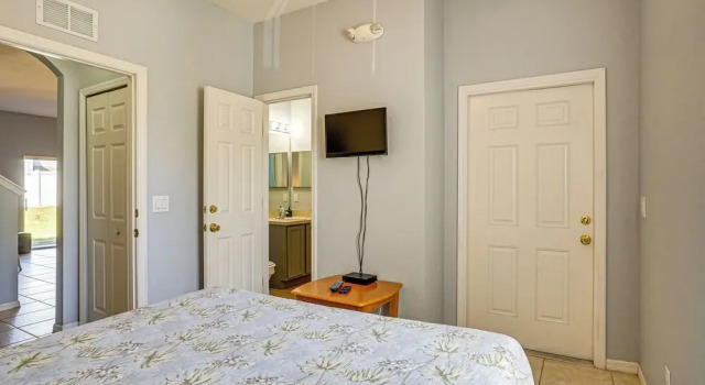 9 Mi to Disney: Spacious Resort Home w/ Lazy River