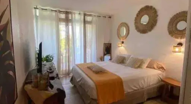 Studio Sunshine, Prenota Hotel Hotel a Fort-de-France con piscina, Piscina