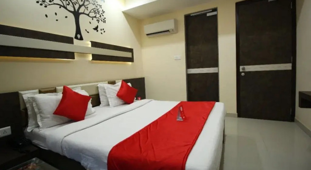 OYO 5330 Hotel Green Apple, Book Hotel Gandhinagar Gujarat