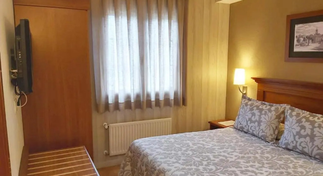 Двухместный номер Standard Hotel-Restaurante La Quadra