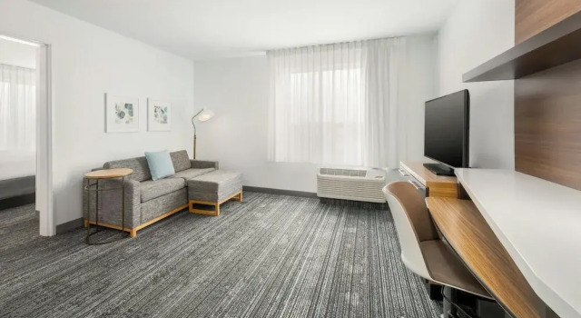 Люкс c 1 комнатой TownePlace Suites by Marriott Montgomery EastChase