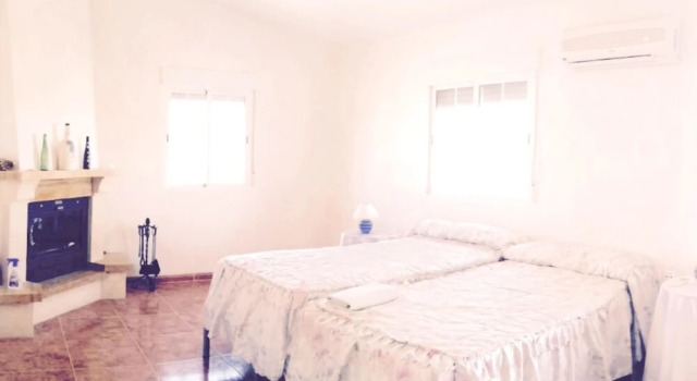 House With 6 Bedrooms in Arboleas, With Wonderful Mountain View and En, Prenota Hotel Arboleas Almería