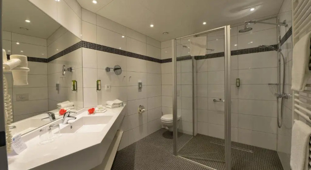 Двухместный номер Standard с балконом Aribo Hotel