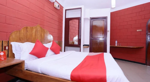 OYO 23594 T S Holiday Home Resort, Забронировать Курортный отель Отели штата Кералы с парковкой, Парковка