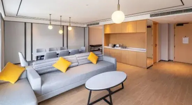 Люкс Deluxe Hilton Garden Inn Kunming Dianchi