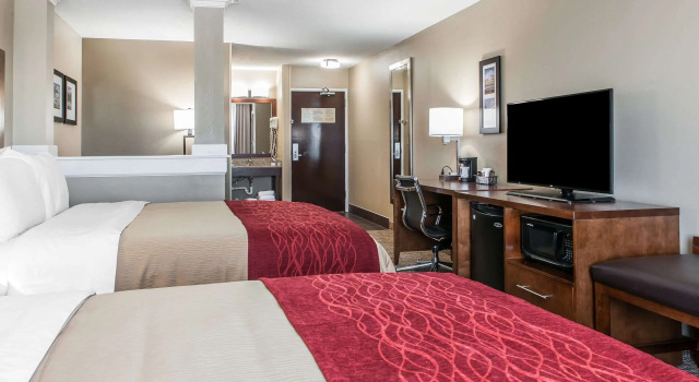 Четырёхместный люкс Comfort Inn & Suites Mount Sterling