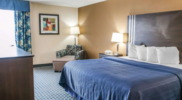 Двухместный номер Standard Quality Inn Terre Haute University Area