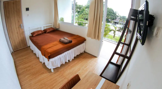 Standard cameră cu balcon Rion Hostel Bogor