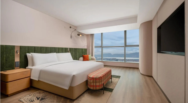 Номер Standard Hilton Garden Inn Kunming Railway Station South