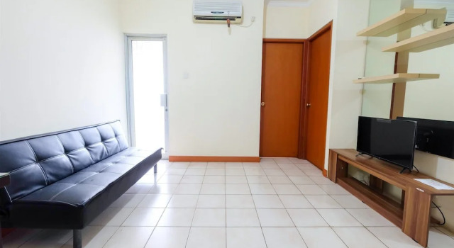 2Br Apartment Gading Mediterania Residence with Android TV, Prenota Appartamento Kelapa Gading 