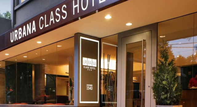 Urbana Class Hotel