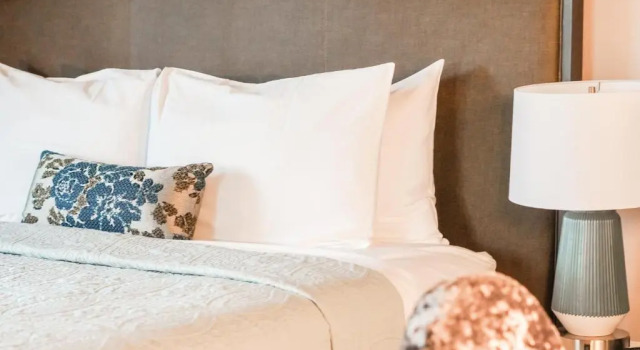 Номер Deluxe Columbia Gorge Hotel & Spa