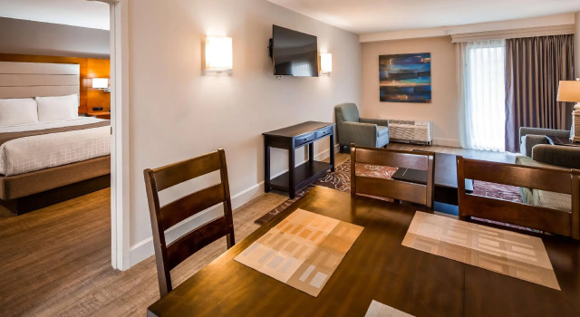 Четырёхместный люкс Spark by Hilton Hilton Head Island