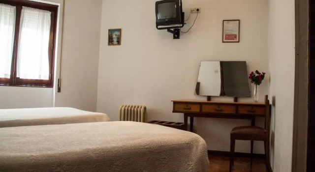 Residencial Belo Sonho, Забронировать Отель Cedofeita / Santo Ildefonso / Se / Miragaia / Sao Nicolau e Vitoria Порту, рядом с Канатная дорога Гайя