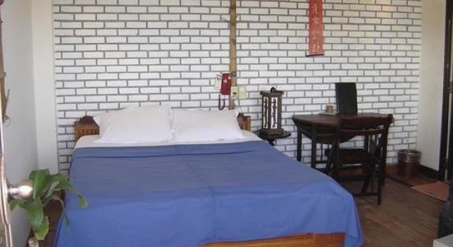 White Lion 2 Hotel