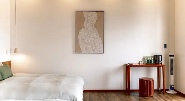 Четырёхместный номер с балконом Pi Boutique Hotel