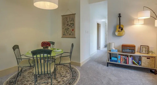 Апартаменты Walk to Restaurants & Shops: Apt in Pennsylvania!