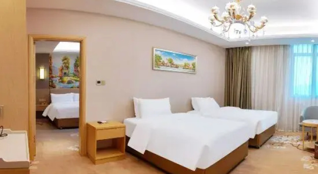 Люкс Lanyi Hotel (Quanzhou Licheng)