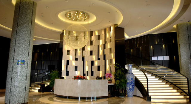Haoyin Gloria Plaza Hotel