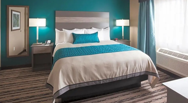 Номер Standard GrandStay Hotel & Suites Valley City