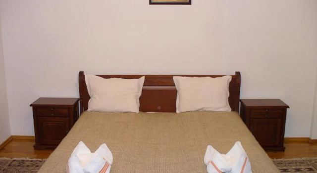 Guest Rooms Cheshmata