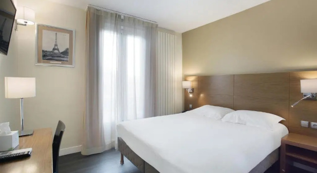 Четырёхместный номер Standard Hotel Gabriel Issy Paris