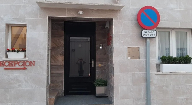 The Corner House Hostal, Book Hotel Capdepera Majorca