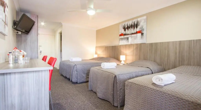Трёхместный номер Standard Harvest Lodge Motel - Gunnedah