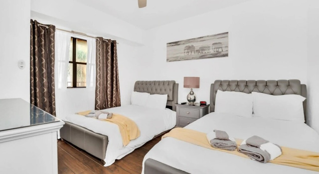 Beautiful Upgraded 2 BR Condo In Tourist District, Rezerwuj Hotel Orlando Kissimmee