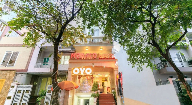 OYO 652 Monaco Hotel (Vaccinated Staff), Забронировать Отель Отели провинции Хошимина с парковкой, Парковка