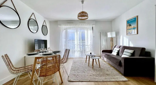 2 pièces cosy hyper centre Dinard Plage à 200m, Забронировать Апартаменты/квартира Динар Vallee de la Rance, рядом с Ferry