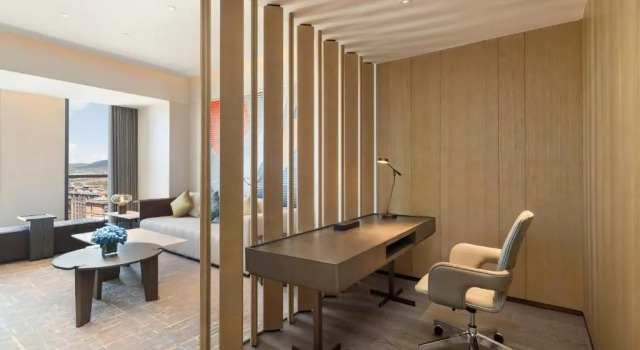 Двухместный люкс Deluxe Doubletree By Hilton Kunming Airport
