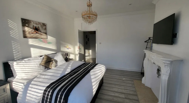 Grand Exclusive 2 Bed Apartment - London