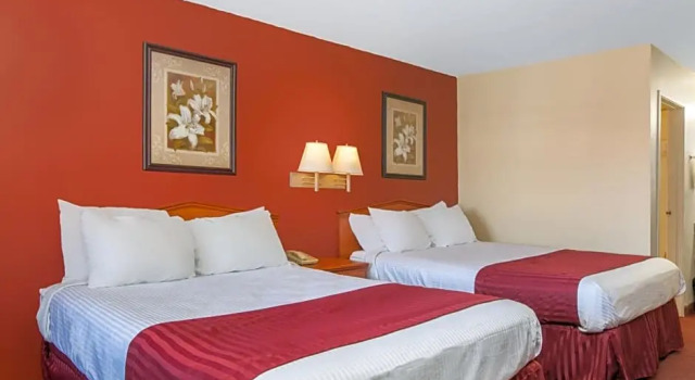 Четырёхместный номер Standard Americas Best Value Inn & Suites Bakersfield Central