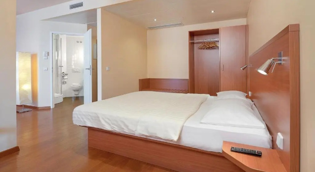 Люкс Leonardo Hotel Salzburg Airport