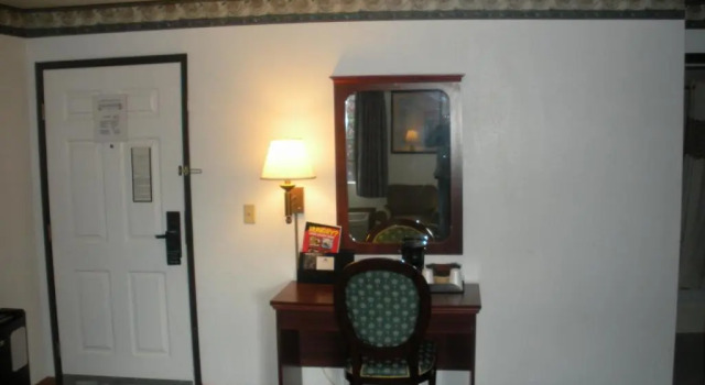 Люкс Crossroads Inn - Downtown Sacramento