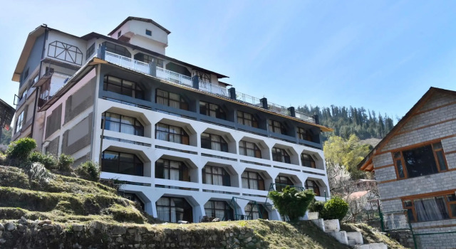 Hotel Snowcrests Manor