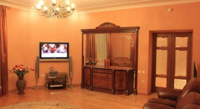 Apartment on Pobedy, Забронировать Апартаменты/квартира Астрахань Астраханская область, рядом с Астраханский государственный театр оперы и балета