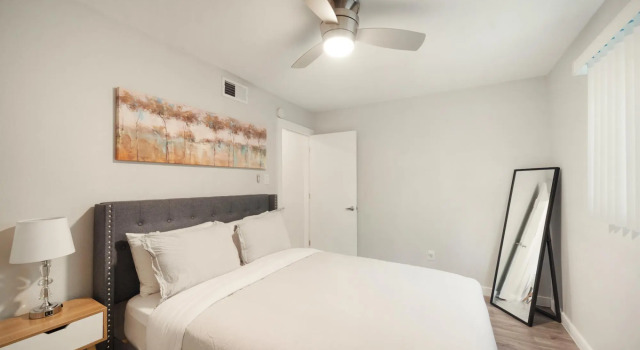 Stylish 1BR Near UT Brentwood Evonify, จอง โรงแรม ออสติน Greater Austin