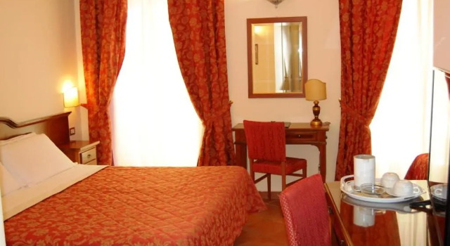 Трёхместный номер Superior Hotel Mediterraneo