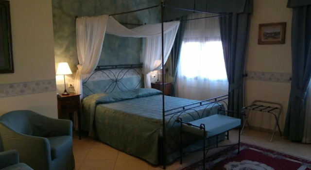 Четырёхместный номер Standard Hotel Villa Ambrosina