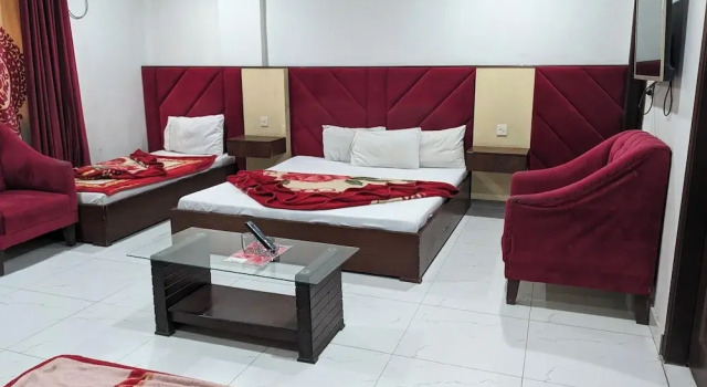 Люкс Al-Banaras Hotel