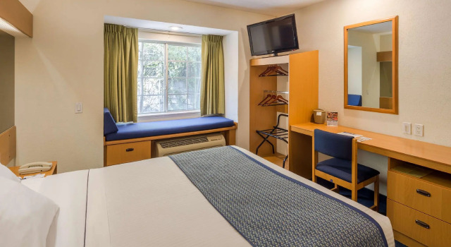 Двухместный номер Standard Microtel Inn & Suites by Wyndham Culiacán