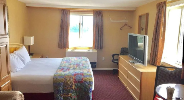 Winnisquam Lake Inn, Buchen Sie Hotel Tilton 