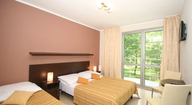 Eurybia, Book Hotel Łeba 