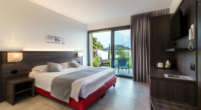 Двухместный номер Standard Цокольный этаж Hotel Domaso