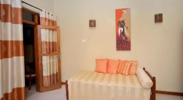 Lazy Lizard Villa